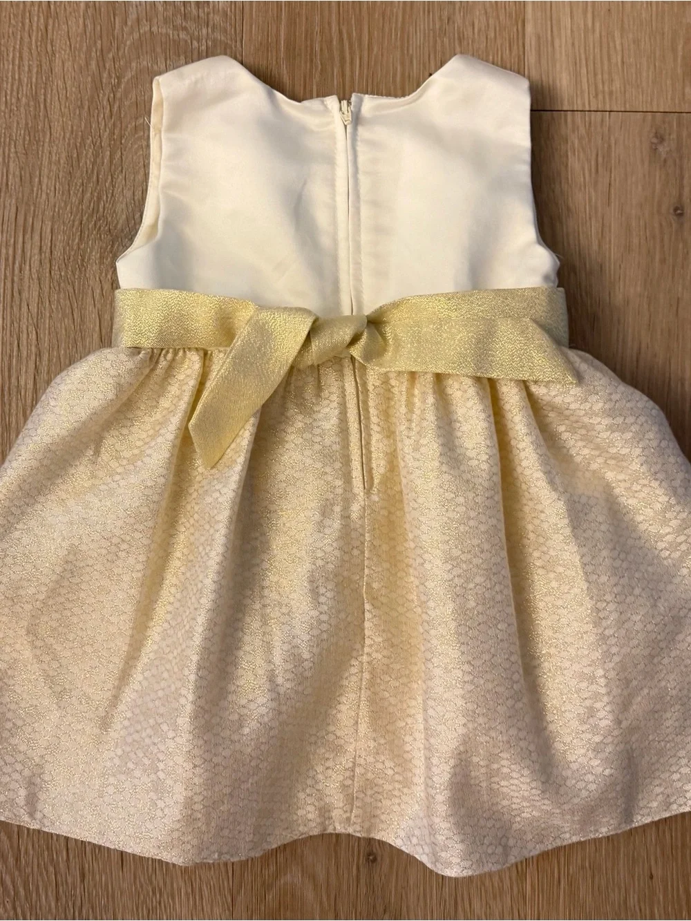 Mia Julianna Girl's Size 18 Months Gold & Cream Textured Party Dress